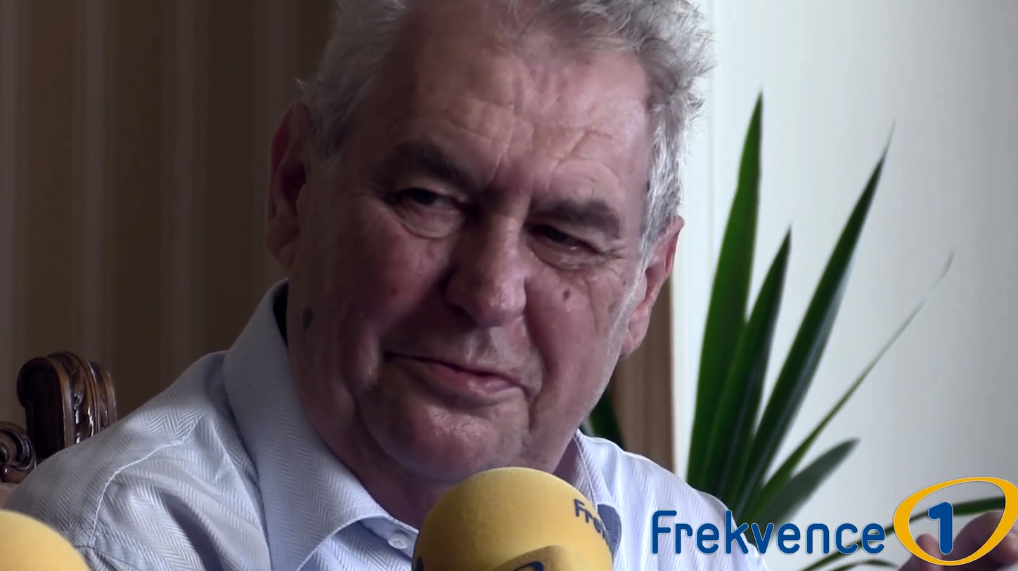 VIDEO: Poslechnout si Horáčkovu desku je pro&nbsp;mne ztráta času, řekl Zeman!