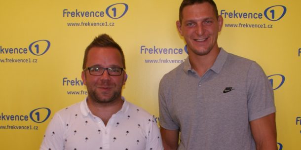 VIDEO: Píše mi hodně žen, ale jsem šťastně zadaný, řekl Frekvenci 1 Lukáš Krpálek