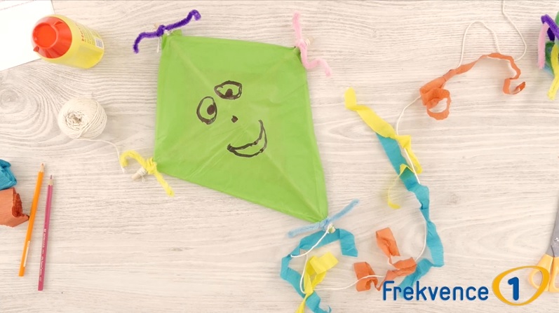 TIPY A&nbsp;TRIKY: Jak vyrobit dětem draka, který zaručeně poletí? VIDEO