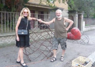 GALERIE: Dagmar Havlová si v&nbsp;minišatech připomíná nedožité narozeniny svého muže!