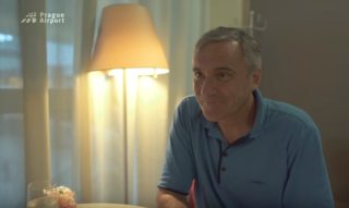Jan Čenský: Exkluzivní rozhovor z&nbsp;VIP salónku na&nbsp;letišti! Podívejte se