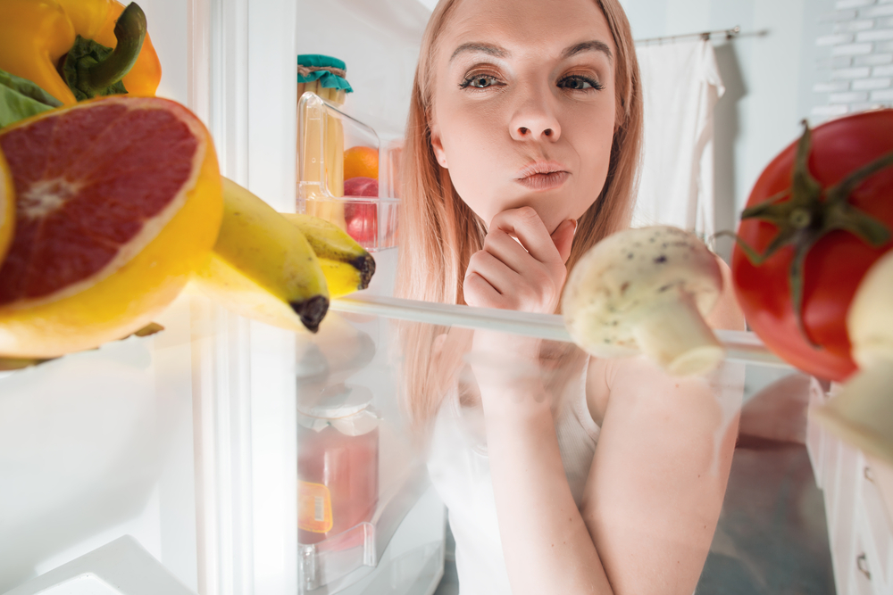 Rady do kuchyně: 8 potravin, které dáváme do lednice, ale přitom do ní vůbec nepatří
