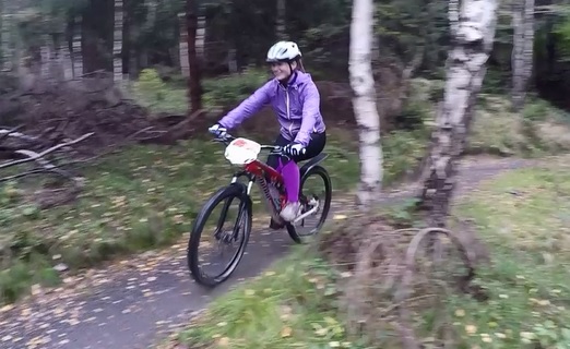 Už jste zkusili singltrek? Moderátorka Lubka Ponížilová vám to ukáže VIDEO