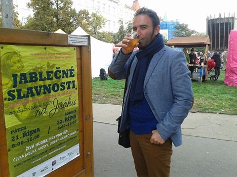 GALERIE: Ráj pro&nbsp;milovníky jablek. Frekvence 1 vyrazila na&nbsp;jablečné slavnosti