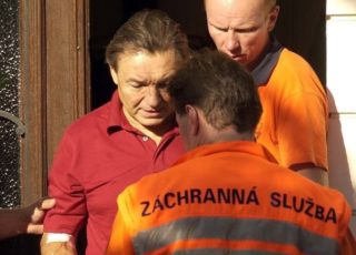 Amputace nosu, mrtvička nebo rakovina! Tohle vše přežil Karel Gott