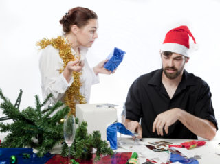 Ženy berou Vánoce zodpovědně, muži mají vše na&nbsp;háku! Jak to změnit?