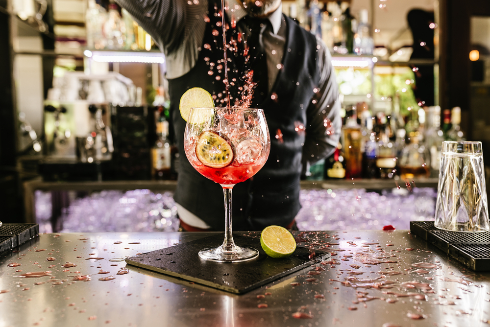 Nechte si nalít podle horoskopu. Který alkohol se hodí právě k vašemu znamení?