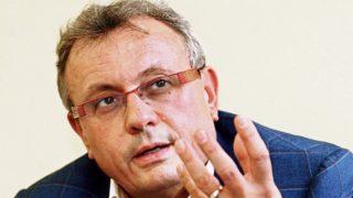 Vladimír Dlouhý, ekonom a&nbsp;politik
