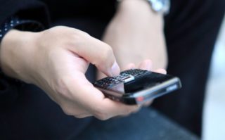 Jan Kraus o&nbsp;neurvalých praktikách mobilních operátorů