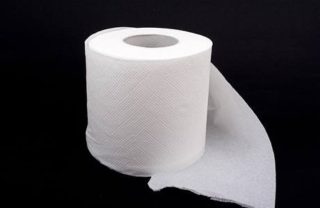 Senátor Kubera řeší kvalitu toaletního papíru v&nbsp;Senátu! Co na&nbsp;to Jan Kraus?