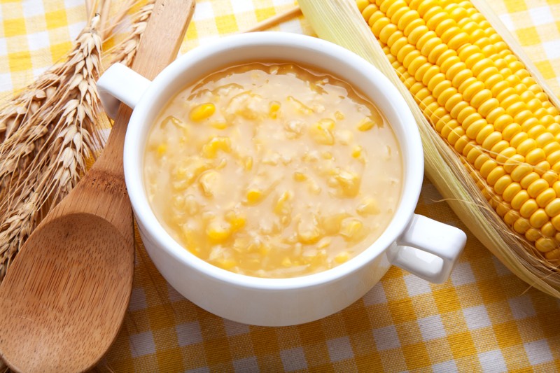 Kukuřičná polévka, rajčatová radost, kokosová roláda
