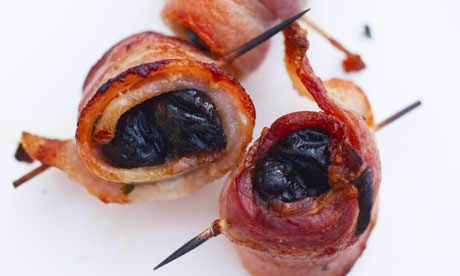Sušené švestky na grilu
