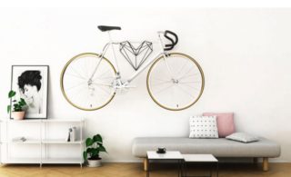 To je krása! Čech navrhl držák na&nbsp;kolo ve tvaru srdce. Má za něj prestižní cenu