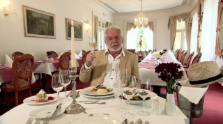 Frekvence 1 živě gratulovala Hanzlíkovi k&nbsp;narozeninám! Zastihla ho nemocného