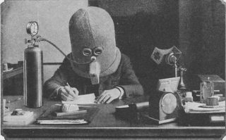 Legrační helma z&nbsp;roku 1925 by se nám hodila i&nbsp;dnes! Uhodnete, k&nbsp;čemu sloužila?