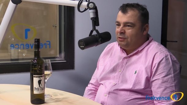 Znalec vína Martin Žůrek na&nbsp;Frekvenci 1: K&nbsp;zimě patří červené!