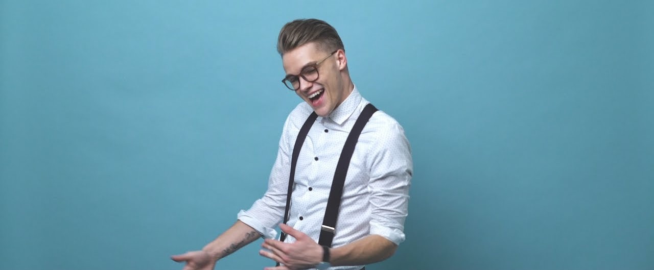 Za Česko na&nbsp;soutěži Eurovize vystoupí zpěvák Mikolas Josef. Poslechněte si, co zazpívá