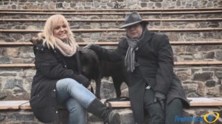 I. díl nového pořadu MAZLÍČCI Frekvence 1. Jak naučit psa, aby vydržel doma sám?