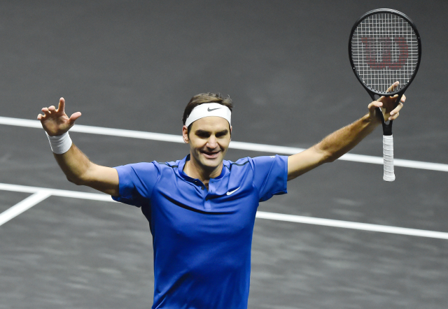 Federer zajistil Evropě premiérovou výhru v&nbsp;Laver Cupu