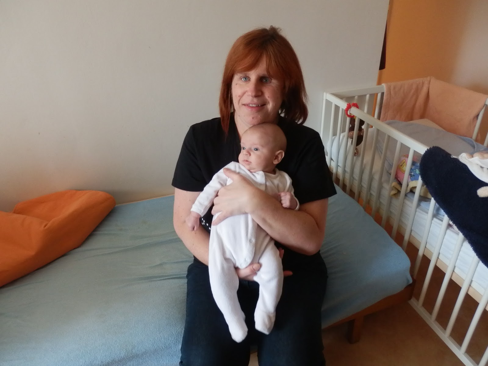 Slepá maminka shání pomoc s&nbsp;péči o&nbsp;miminko. Benjamin se má k&nbsp;světu, ale sama na&nbsp;něj nestačí!