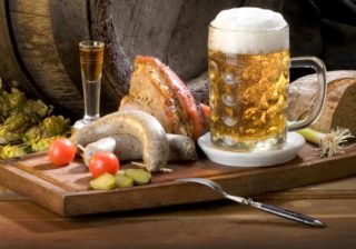 Pivo Čechům rozežírá těla a&nbsp;pak umírají na&nbsp;rakovinu! Přečtěte si šokující fakta