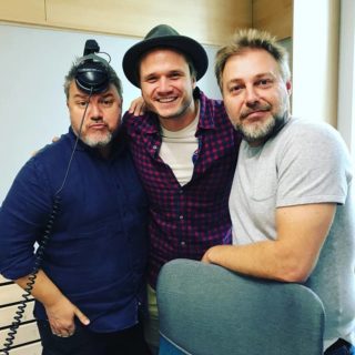 Všechny písničky pouštím nejdřív svojí manželce, řekl Ondřej Gregor Brzobohatý na&nbsp;Frekvenci 1