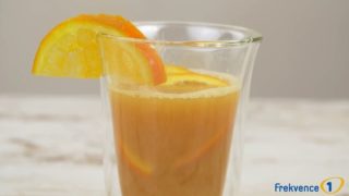 Chuťovky Frekvence 1: Uvařte si lahodný punč bez alkoholu s&nbsp;medem