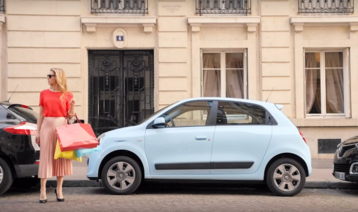 VIDEO: Feministky rozčílila reklama na Renault! Vadí lak na nehty a škrábance