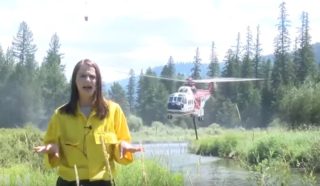 VIDEO: Reportáž s&nbsp;helikoptérou v&nbsp;zádech není ten úplně nejlepší nápad!