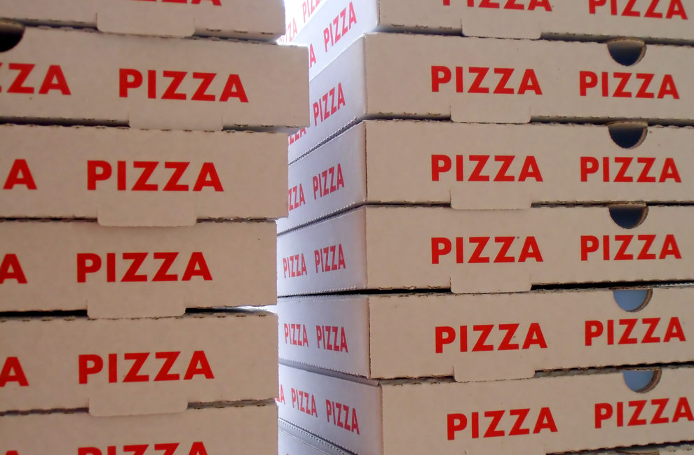 Neznámý vtipálek mu neustále objednává pizzu. Muž jich už dostal více než 100!