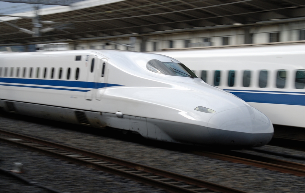 Vl(a)kodav? Tento vlak štěká jako pes, aby předešel nehodám