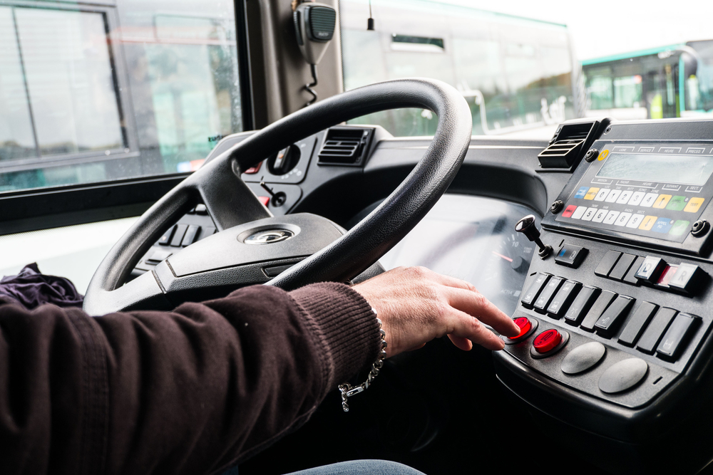 Dopravní odbory hrozí stávkou v&nbsp;celém Česku. Šlo by do ní 11 tisíc řidičů autobusů