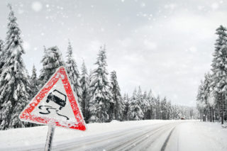 Meteorologové vydali výstrahu pro&nbsp;celé Česko: V&nbsp;nižších polohách se bude v&nbsp;noci tvořit náledí!