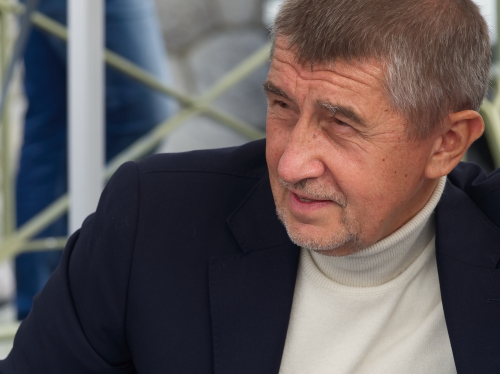 Zabraňuji radikalizaci v České republice, řekl Babiš zahraničnímu tisku