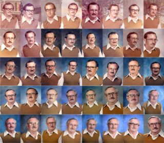 Učitel se 40 let fotí ve stejném oblečení