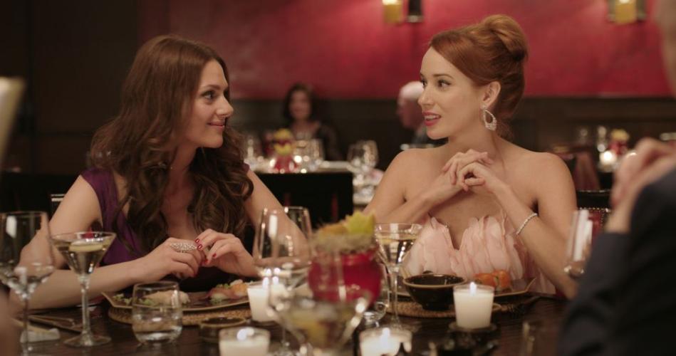 VIDEO: Dvě třicítky hledají lásku! Issová a&nbsp;Pauhofová v&nbsp;novém filmu Všechno nebo nic