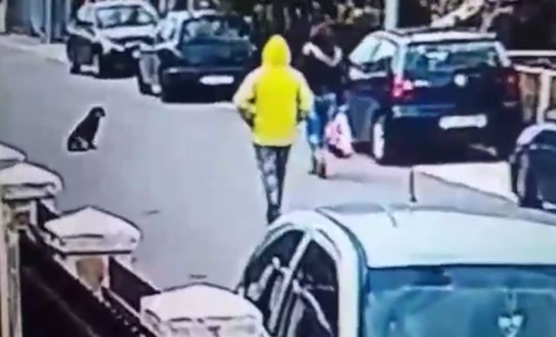 Zloděj chtěl okrást ženu, to se mu vymstilo. Nečekaný hrdina ho zahnal na útěk